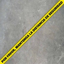 Vinilo distancia de seguridad