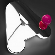 Letras espejo + metacrilato iluminado