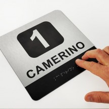 Placa normalizada braile