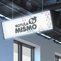 Señalización luminosa techo