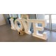 Letras LOVE gigantes con luz