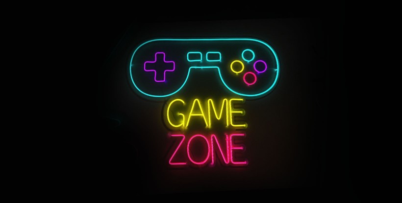 Neon gaming