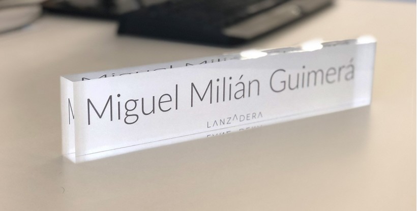 Placas identificativas de metacrilato