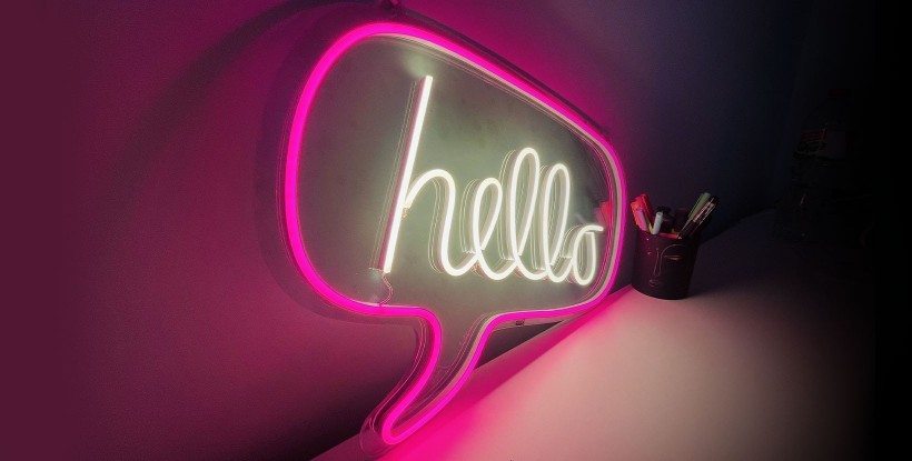 Neón HELLO