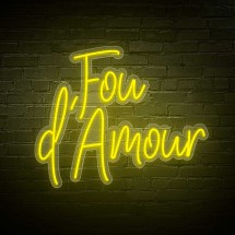 (JU) Neon - Ancho:39.69 - Alto:10.24 - Base:Cuadrado - Uso:Interior - Soporte:Metacrilato - Sujeción:Sin sujeción - Acabado:Standard - Colores:Fucsia - Controlador Remoto (Mando):No incluir - Entrega:3-5 dias laborables - 