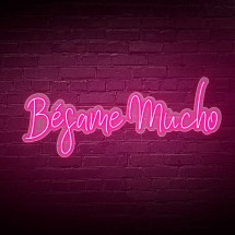 Neón para bodas Bésame Mucho