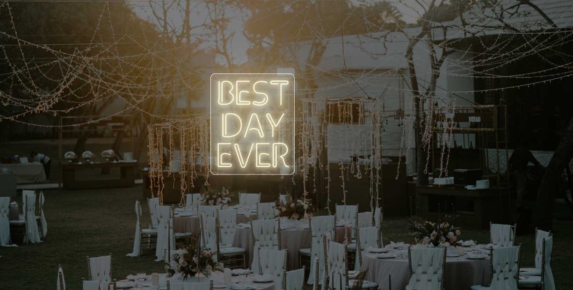 Neón BEST DAY EVER