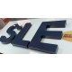Letras corpóreas para fachada de aluminio lavanda